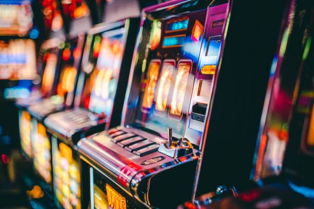Slot game volatility comparison chart showing low, medium, and high volatility patterns